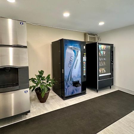 Royal Inn And Suites Charlotte Airport Esterno foto
