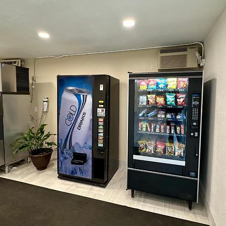 Royal Inn And Suites Charlotte Airport Esterno foto