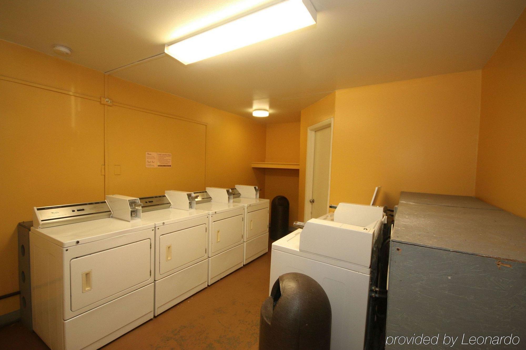 Royal Inn And Suites Charlotte Airport Esterno foto
