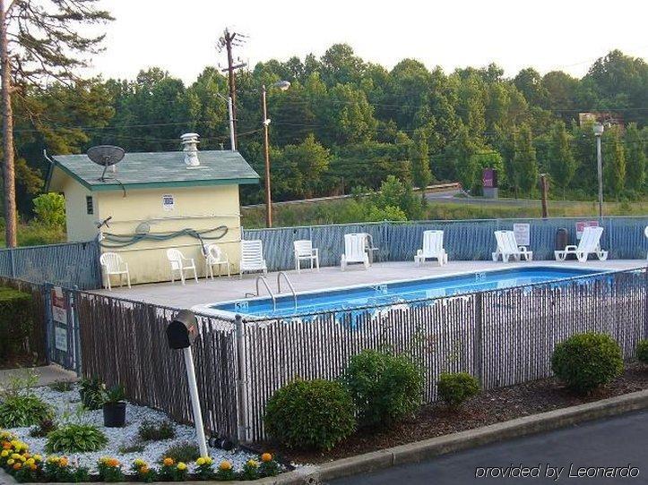 Royal Inn And Suites Charlotte Airport Esterno foto
